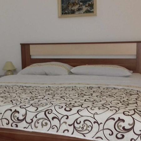 Apartmani Pajalic 克尔克 外观 照片